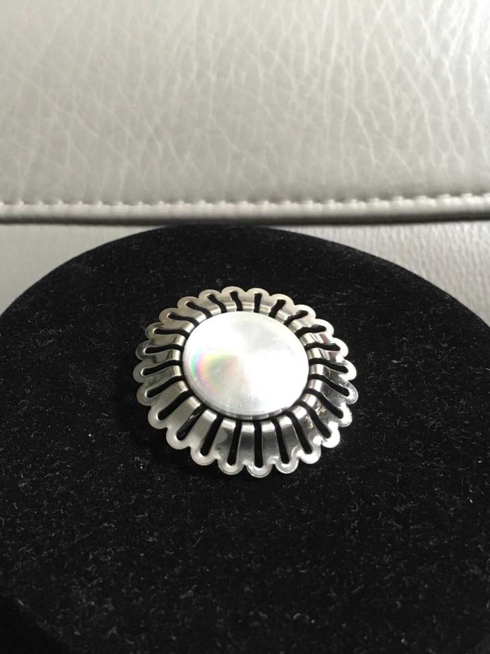 Vintage floral brooch